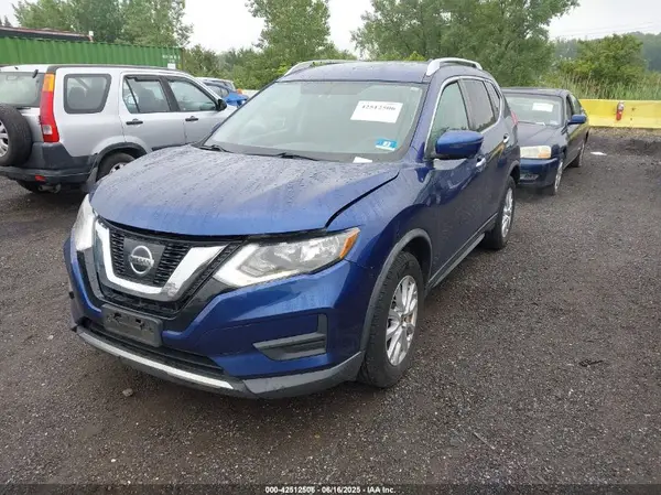 KNMAT2MV3HP612225 2017 NISSAN ROGUE - Image 2