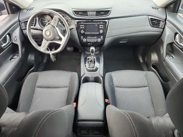 KNMAT2MV3HP619613 2017 NISSAN ROGUE - Image 8