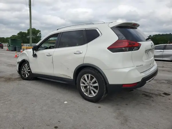 KNMAT2MV3JP500708 2018 NISSAN ROGUE - Image 2