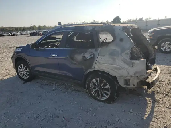 KNMAT2MV3JP501129 2018 NISSAN ROGUE - Image 2