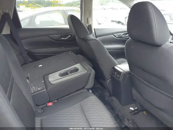KNMAT2MV3JP502572 2018 NISSAN ROGUE - Image 8