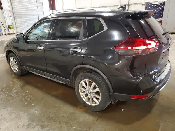 KNMAT2MV3JP503611 2018 NISSAN ROGUE - Image 2
