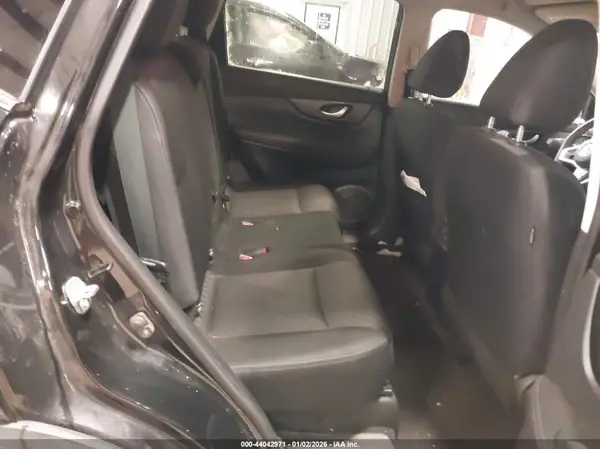 KNMAT2MV3JP504564 2018 NISSAN ROGUE - Image 8