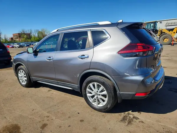 KNMAT2MV3JP505181 2018 NISSAN ROGUE - Image 2