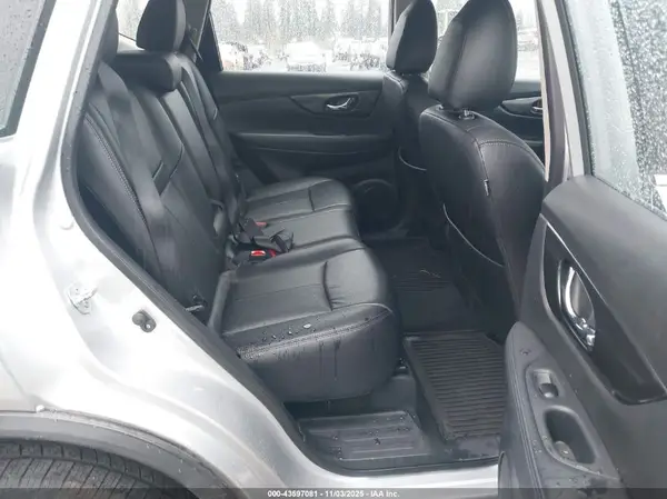 KNMAT2MV3JP513880 2018 NISSAN ROGUE - Image 8