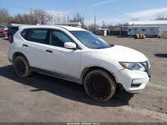 KNMAT2MV3JP516214 2018 NISSAN ROGUE