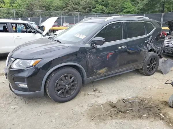 KNMAT2MV3JP519209 2018 NISSAN ROGUE - Image 1