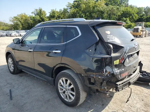 KNMAT2MV3JP519422 2018 NISSAN ROGUE - Image 2
