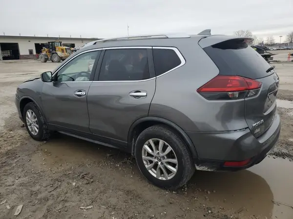 KNMAT2MV3JP531988 2018 NISSAN ROGUE - Image 2