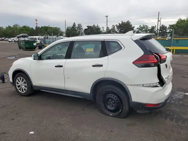 KNMAT2MV3JP533711 2018 NISSAN ROGUE - Image 2