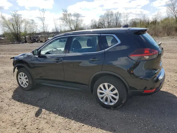 KNMAT2MV3JP535197 2018 NISSAN ROGUE - Image 2