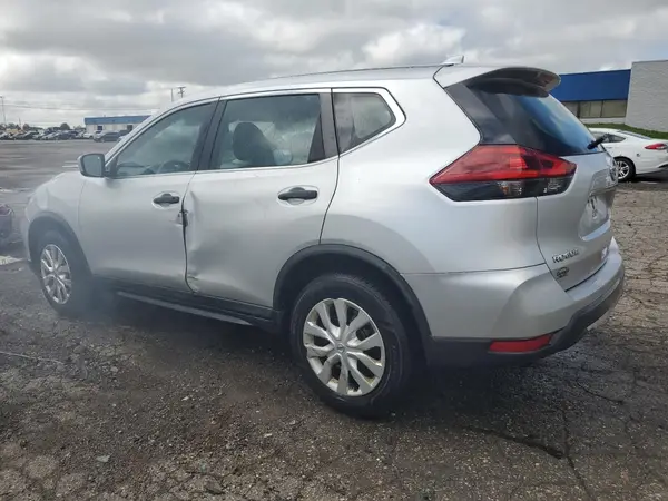 KNMAT2MV3JP535913 2018 NISSAN ROGUE - Image 2
