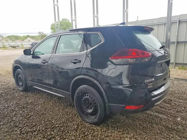 KNMAT2MV3JP537578 2018 NISSAN ROGUE - Image 2