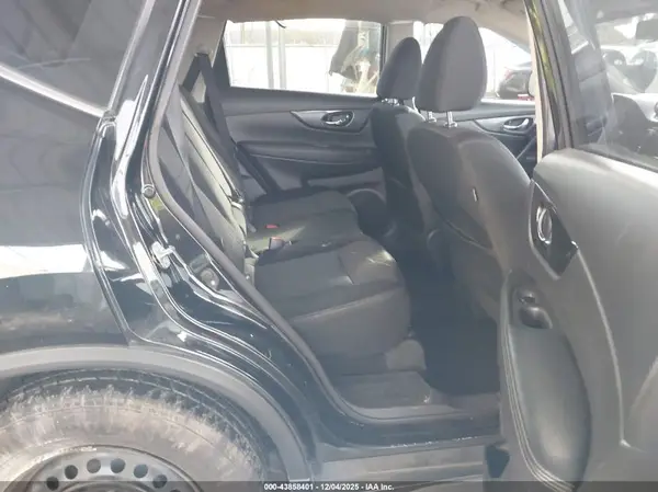 KNMAT2MV3JP538567 2018 NISSAN ROGUE - Image 8