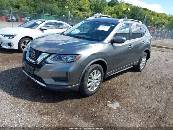 KNMAT2MV3JP541436 2018 NISSAN ROGUE - Image 2
