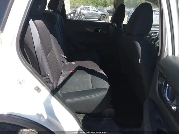 KNMAT2MV3JP543266 2018 NISSAN ROGUE - Image 8
