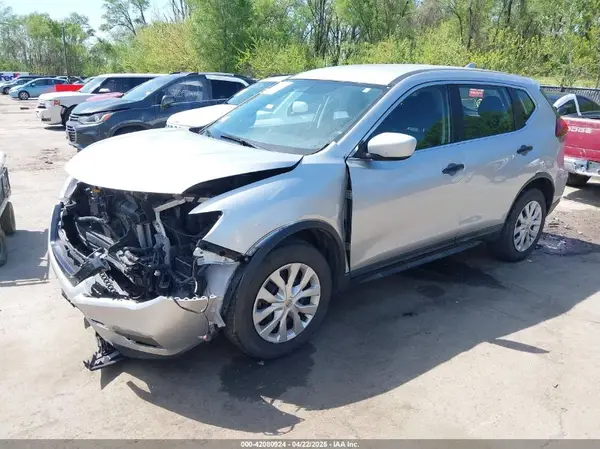 KNMAT2MV3JP545230 2018 NISSAN ROGUE - Image 2