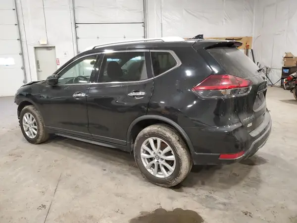 KNMAT2MV3JP549682 2018 NISSAN ROGUE - Image 2