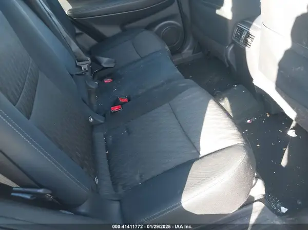 KNMAT2MV3JP552744 2018 NISSAN ROGUE - Image 8
