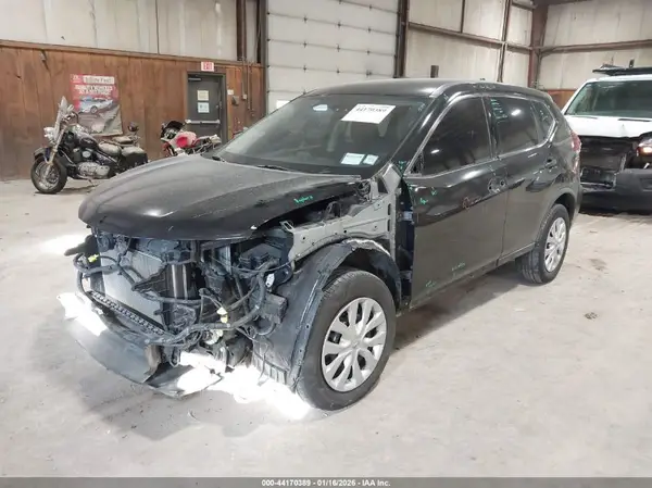 KNMAT2MV3JP553411 2018 NISSAN ROGUE - Image 2