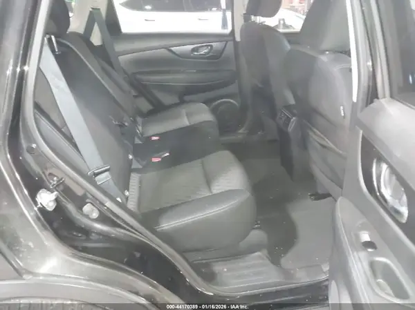 KNMAT2MV3JP553411 2018 NISSAN ROGUE - Image 8