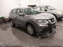 KNMAT2MV3JP555725 2018 NISSAN ROGUE