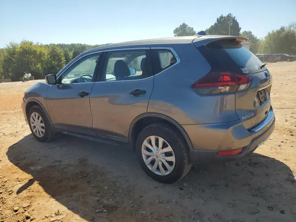 KNMAT2MV3JP556910 2018 NISSAN ROGUE - Image 2