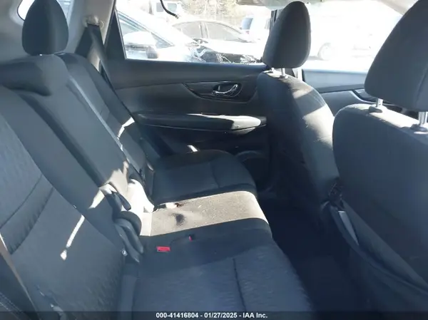 KNMAT2MV3JP558060 2018 NISSAN ROGUE - Image 8
