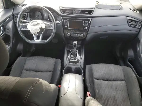 KNMAT2MV3JP559192 2018 NISSAN ROGUE - Image 8