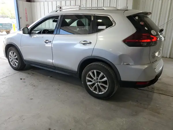 KNMAT2MV3JP559239 2018 NISSAN ROGUE - Image 2