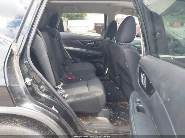KNMAT2MV3JP563291 2018 NISSAN ROGUE - Image 8