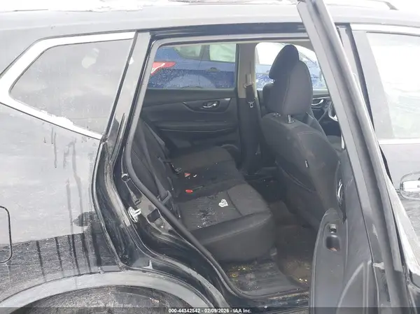 KNMAT2MV3JP566157 2018 NISSAN ROGUE - Image 8
