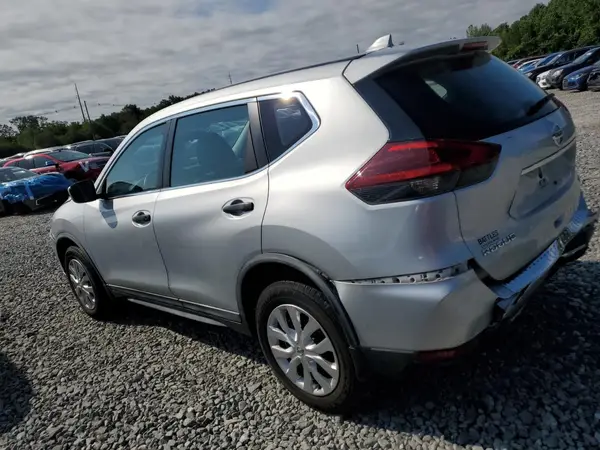 KNMAT2MV3JP571908 2018 NISSAN ROGUE - Image 2