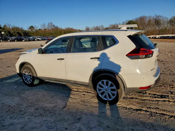 KNMAT2MV3JP573044 2018 NISSAN ROGUE - Image 2