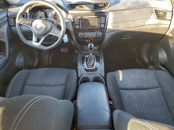 KNMAT2MV3JP573044 2018 NISSAN ROGUE - Image 8