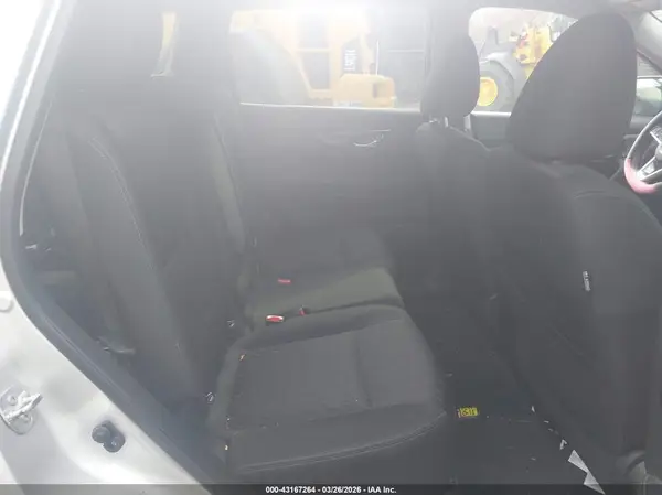 KNMAT2MV3JP577319 2018 NISSAN ROGUE - Image 8