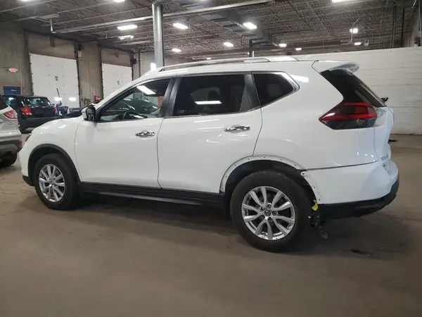 KNMAT2MV3JP580642 2018 NISSAN ROGUE - Image 2