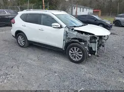 KNMAT2MV3JP580866 2018 NISSAN ROGUE