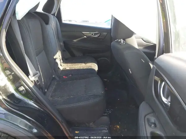KNMAT2MV3JP584982 2018 NISSAN ROGUE - Image 8