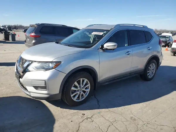 KNMAT2MV3JP585291 2018 NISSAN ROGUE - Image 1
