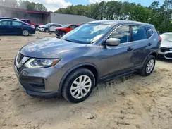 KNMAT2MV3JP588448 2018 NISSAN ROGUE