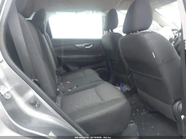 KNMAT2MV3JP588465 2018 NISSAN ROGUE - Image 8