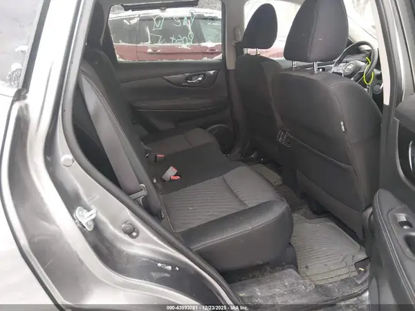 KNMAT2MV3JP591916 2018 NISSAN ROGUE - Image 8