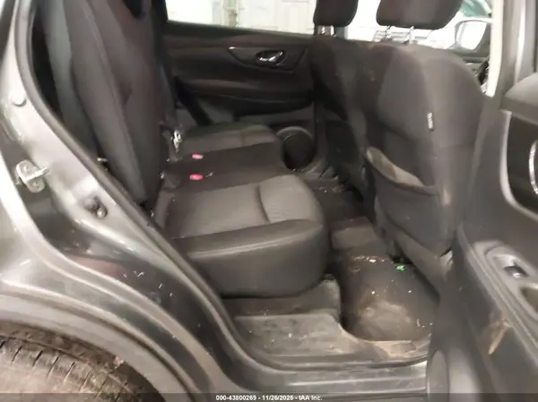 KNMAT2MV3JP592239 2018 NISSAN ROGUE - Image 8