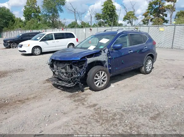 KNMAT2MV3JP595237 2018 NISSAN ROGUE - Image 2