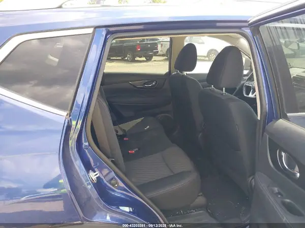 KNMAT2MV3JP595237 2018 NISSAN ROGUE - Image 8