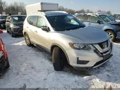 KNMAT2MV3JP600078 2018 NISSAN ROGUE