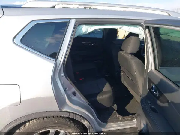 KNMAT2MV3JP600078 2018 NISSAN ROGUE - Image 8