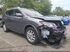 KNMAT2MV3JP605040 2018 NISSAN ROGUE