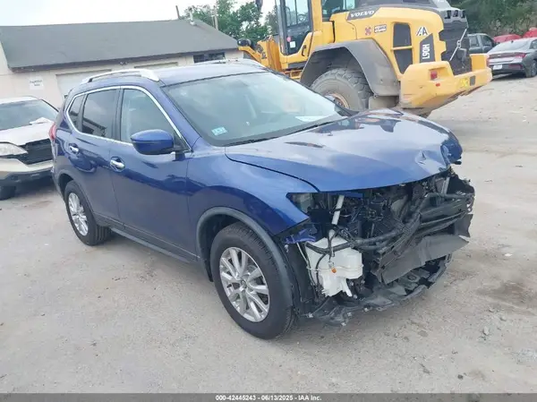 KNMAT2MV3JP606141 2018 NISSAN ROGUE - Image 1